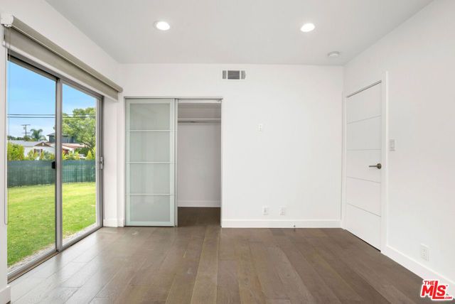 12041 Huston Street, Valley Village, CA 91607