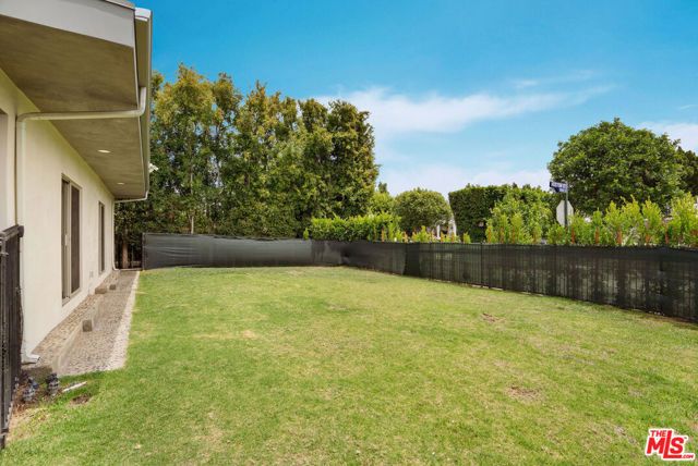 12041 Huston Street, Valley Village, CA 91607