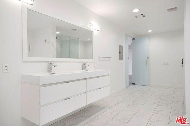 12041 Huston Street, Valley Village, CA 91607