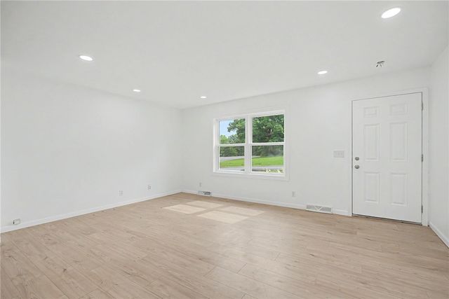 71 N Alder Street, Dayton, OH 45417