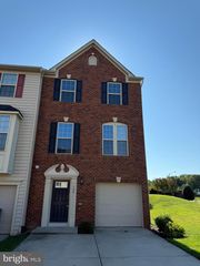 100 BRENTON RD #1, Fredericksburg, VA 22405