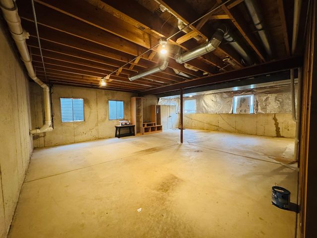 408 Clifton Lane, Bolingbrook, IL 60440