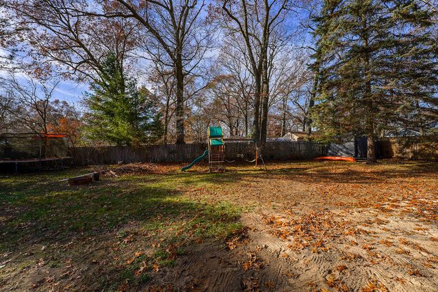 1325 Sumac Street, Muskegon, MI 49445