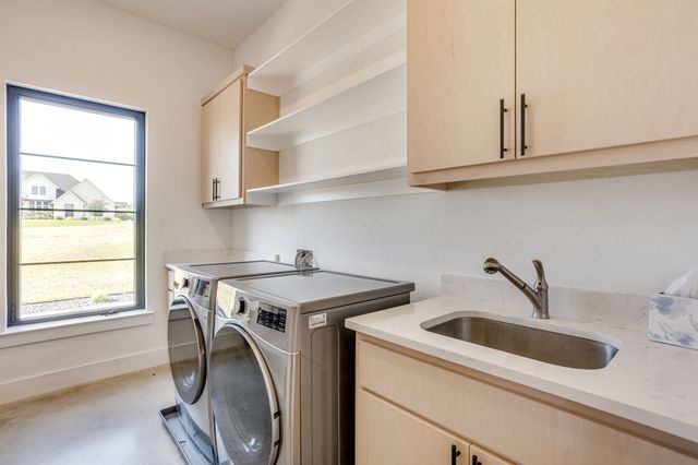 305 Kolb Drive, Aledo, TX 76008