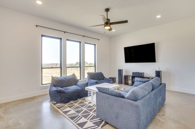 305 Kolb Drive, Aledo, TX 76008