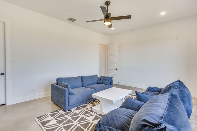 305 Kolb Drive, Aledo, TX 76008
