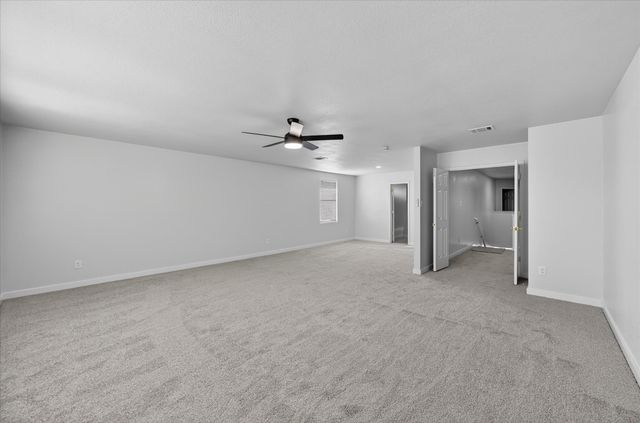 8400 Vinetree Drive, Arlington, TX 76002