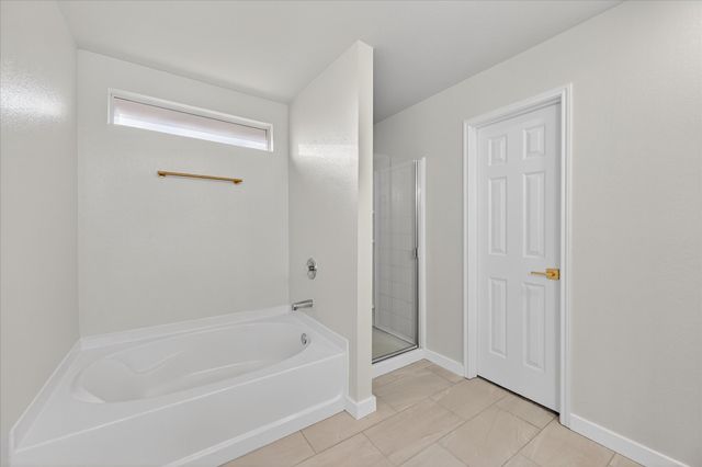 8400 Vinetree Drive, Arlington, TX 76002