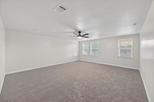 8400 Vinetree Drive, Arlington, TX 76002