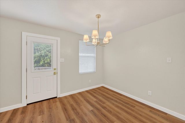 8400 Vinetree Drive, Arlington, TX 76002