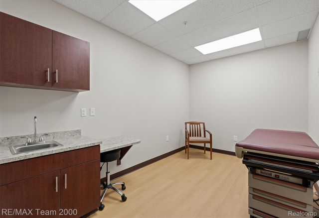 13530 Michigan Avenue 244, Dearborn, MI 48126