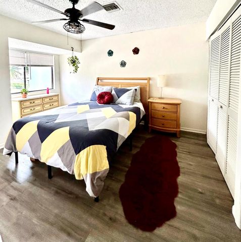 12722 Peconic Court, Wellington, FL 33414