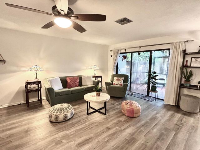 12722 Peconic Court, Wellington, FL 33414