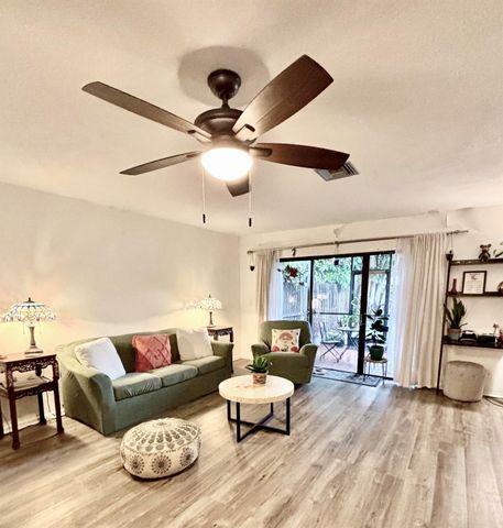 12722 Peconic Court, Wellington, FL 33414