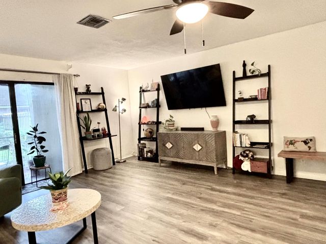 12722 Peconic Court, Wellington, FL 33414