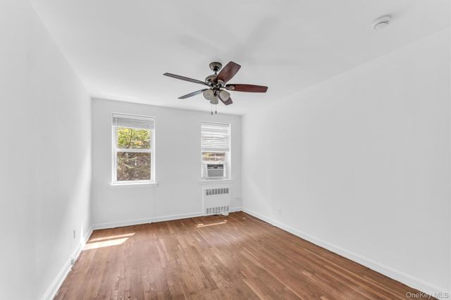 36 Cathedral Avenue 2D, Hempstead, NY 11550