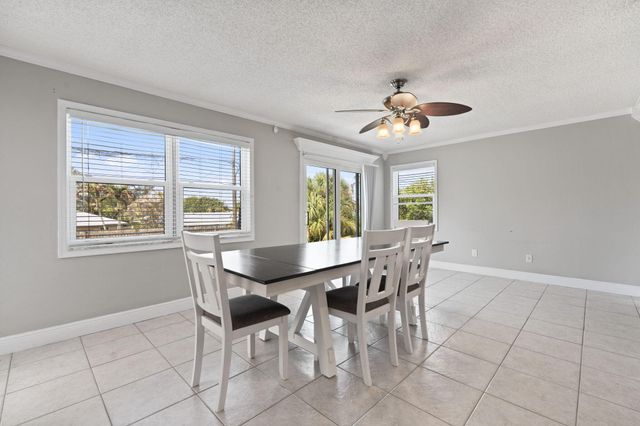 2268 NE 16th Court, Jensen Beach, FL 34957