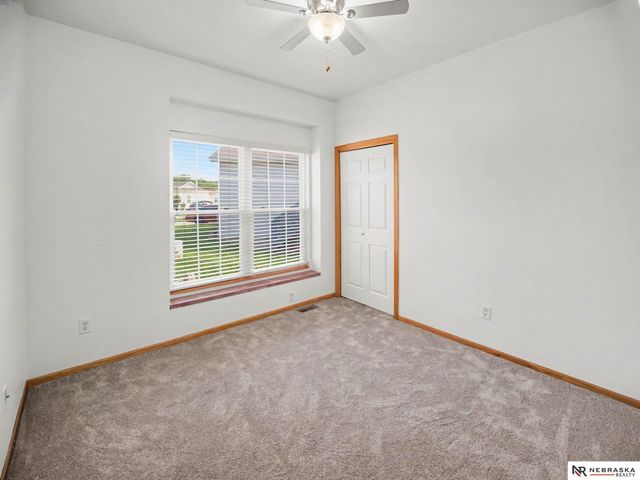 2557 SW Soukup Circle, Lincoln, NE 68522