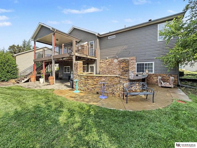 2557 SW Soukup Circle, Lincoln, NE 68522
