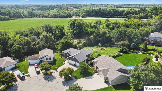 2557 SW Soukup Circle, Lincoln, NE 68522