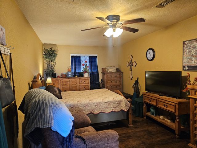 509 Starkey Street, Bangs, TX 76823