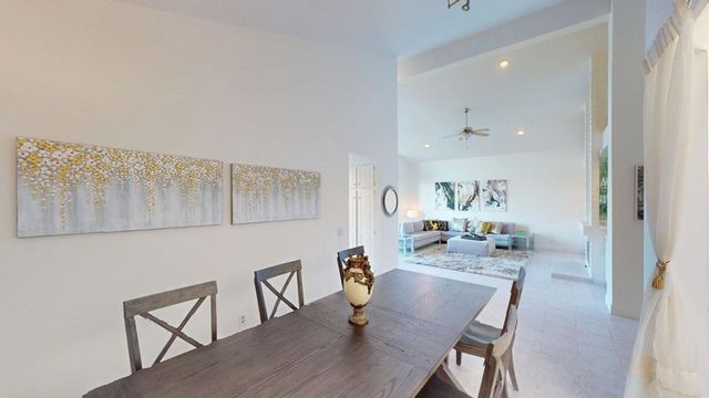 162 Lost River Drive, Palm Desert, CA 92211