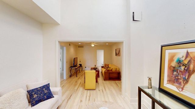 162 Lost River Drive, Palm Desert, CA 92211