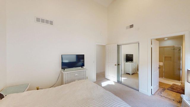 162 Lost River Drive, Palm Desert, CA 92211