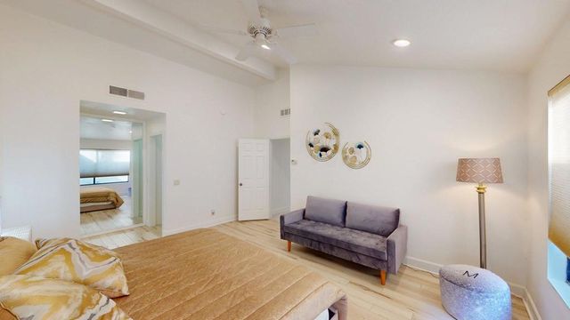 162 Lost River Drive, Palm Desert, CA 92211