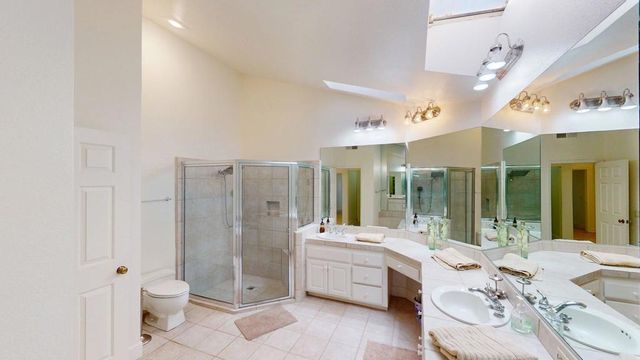 162 Lost River Drive, Palm Desert, CA 92211