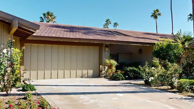 162 Lost River Drive, Palm Desert, CA 92211
