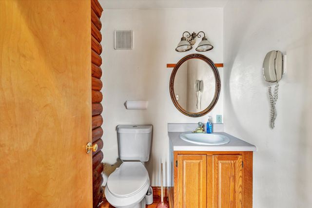 15 Verndale DR, Roanoke, VA 24019