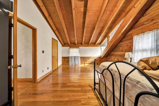 15 Verndale DR, Roanoke, VA 24019