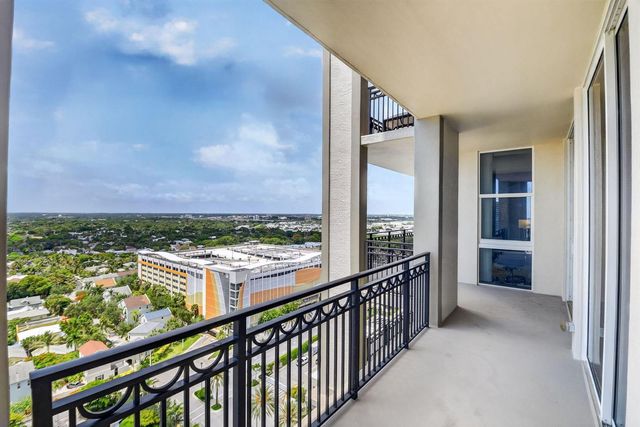 550 Okeechobee Boulevard Lph-23, West Palm Beach, FL 33401
