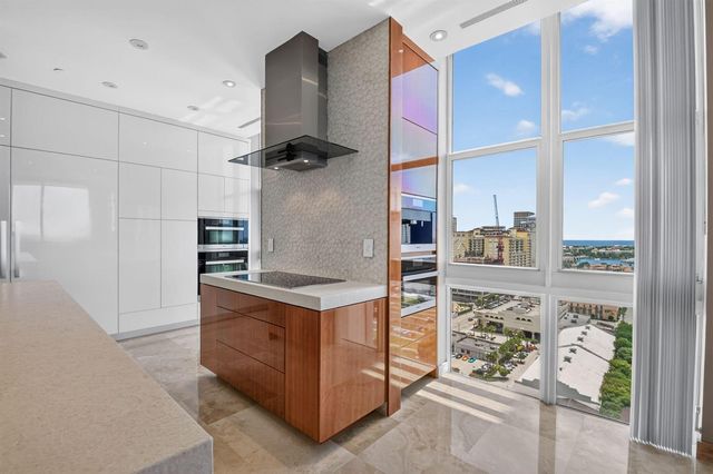 550 Okeechobee Boulevard Lph-23, West Palm Beach, FL 33401