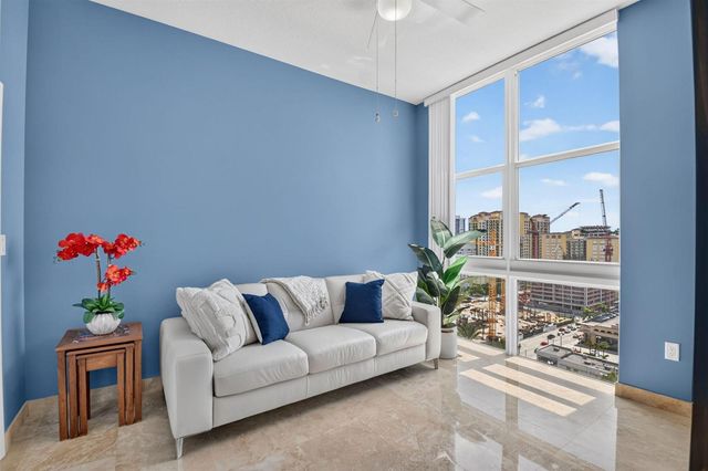 550 Okeechobee Boulevard Lph-23, West Palm Beach, FL 33401