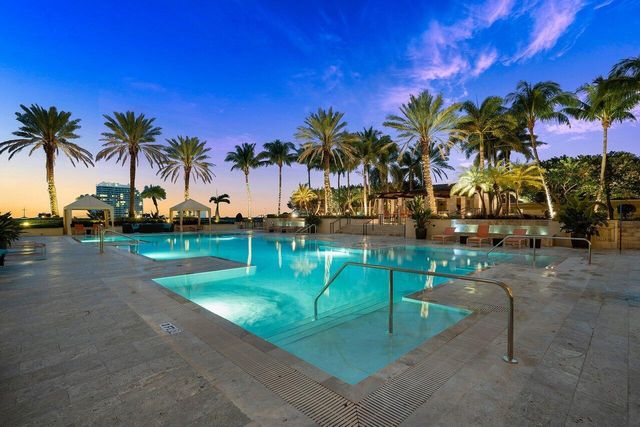 550 Okeechobee Boulevard Lph-23, West Palm Beach, FL 33401