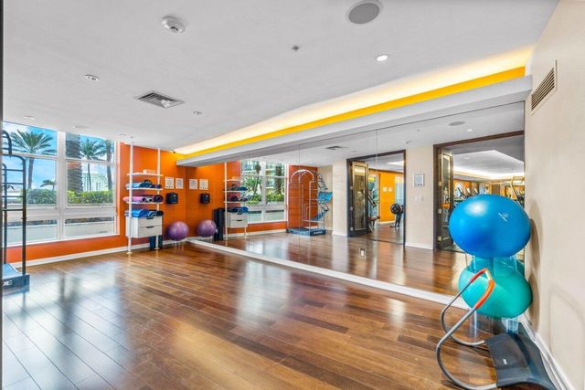 550 Okeechobee Boulevard Lph-23, West Palm Beach, FL 33401