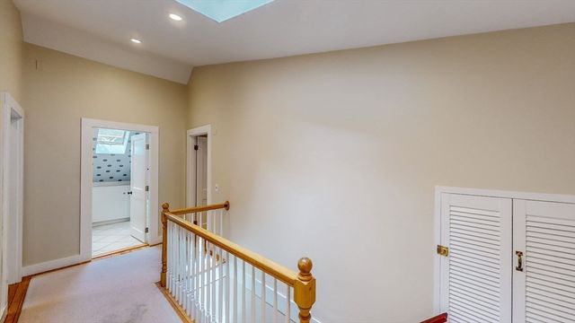 176 Parker 0000, Newton, MA 02459