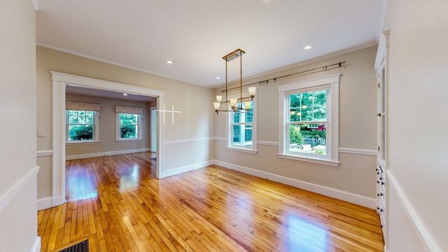 176 Parker 0000, Newton, MA 02459