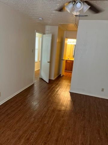 3321 FALLMEADOW Street 3321 & 3323, Denton, TX 76207
