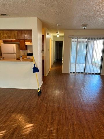 3321 FALLMEADOW Street 3321 & 3323, Denton, TX 76207