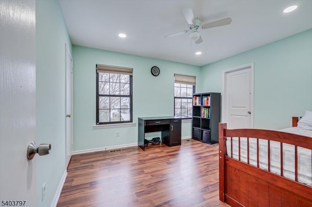 304 Maplecrest Rd, Edison Twp., NJ 08820