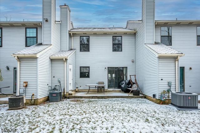 304 Maplecrest Rd, Edison Twp., NJ 08820