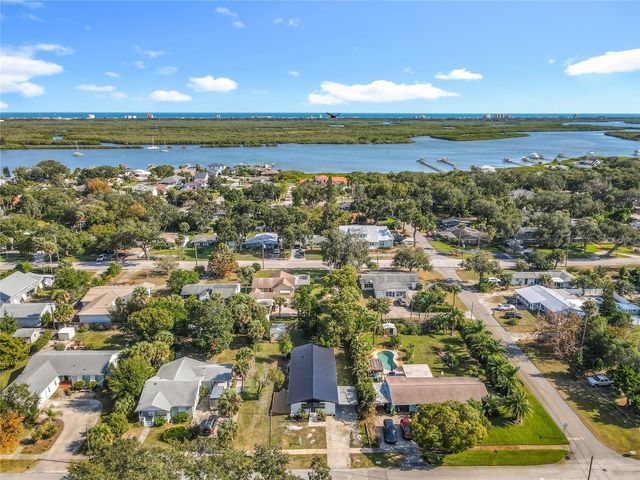 1515 LIVE OAK STREET, New Smyrna Beach, FL 32168