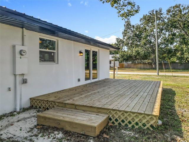 1515 LIVE OAK STREET, New Smyrna Beach, FL 32168