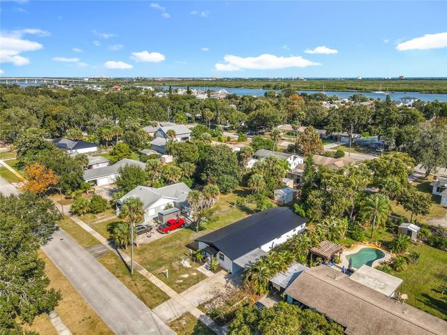 1515 LIVE OAK STREET, New Smyrna Beach, FL 32168
