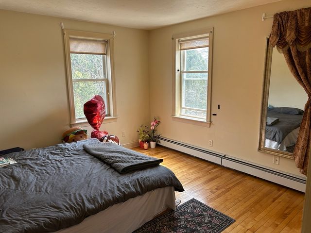 7 Wingate St, Shrewsbury, MA 01545