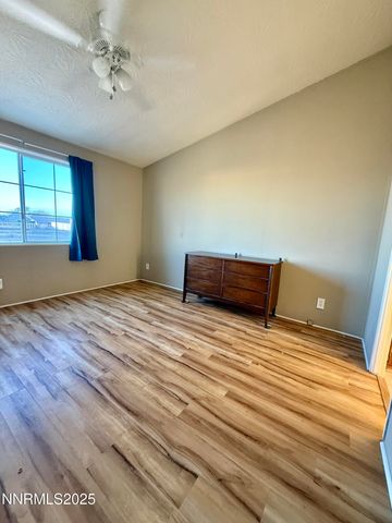 195 W Classic Way, Fallon, NV 89406