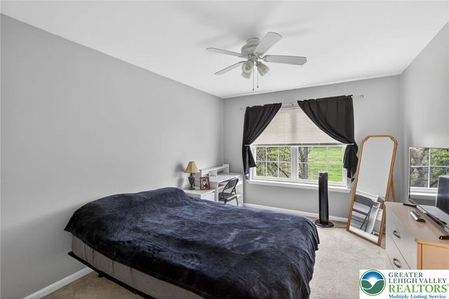 204 Hampshire Drive, Sellersville Boro, PA 18960